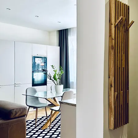 Kiki And Art Апартаменты *